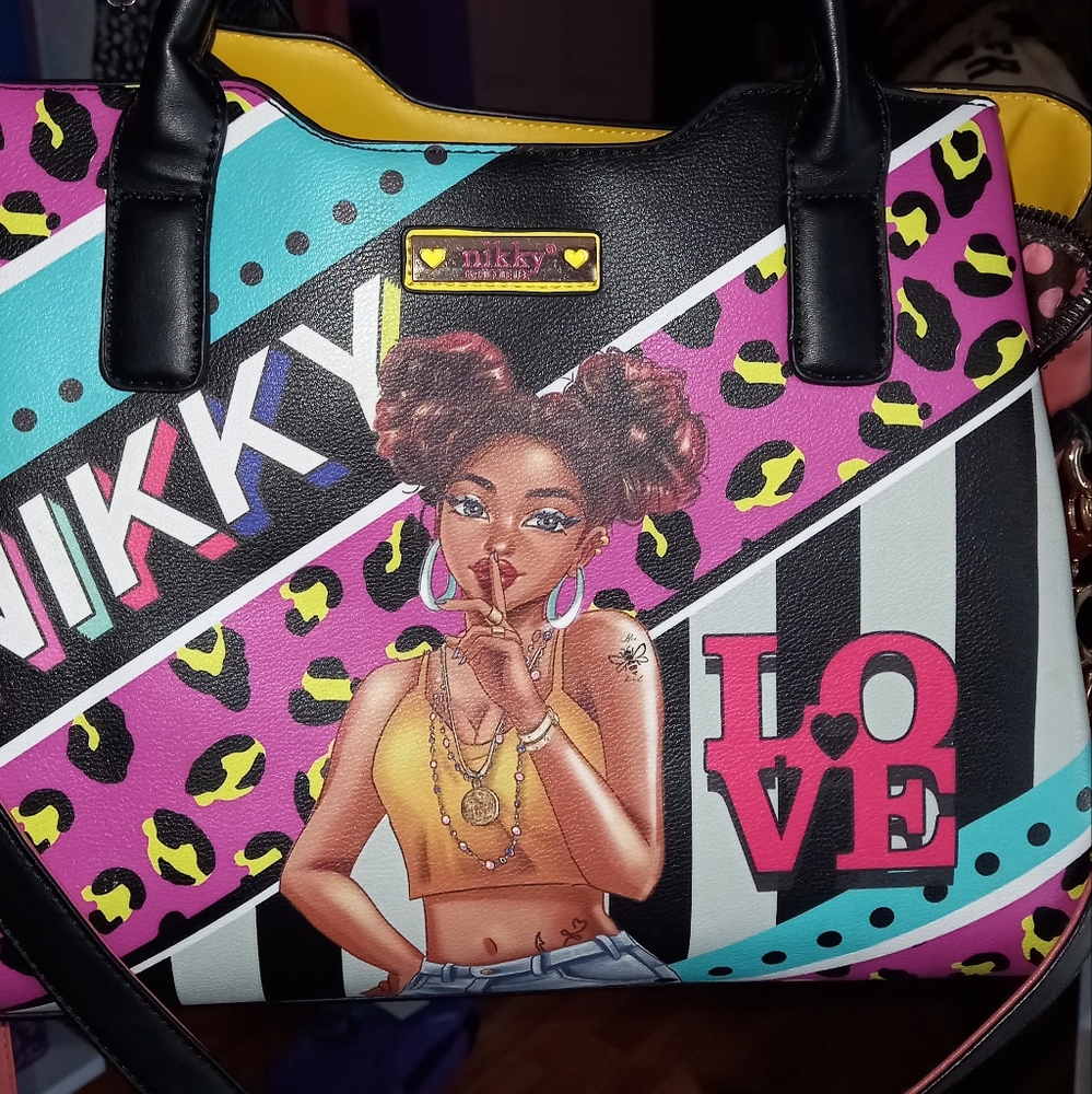 Handbag - Picture 6 of 6